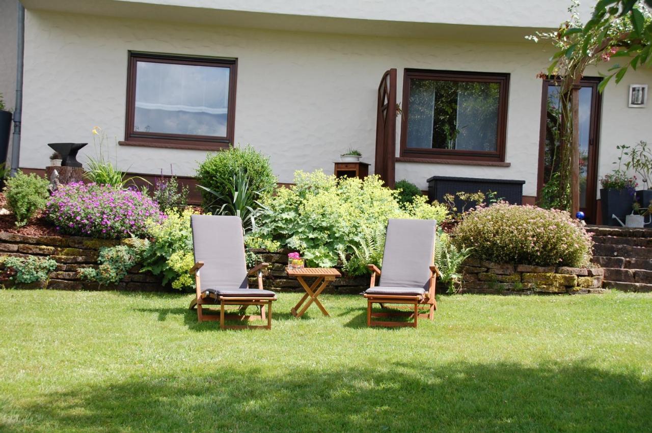 Ferienwohnung Hoffmann Osburg Bagian luar foto