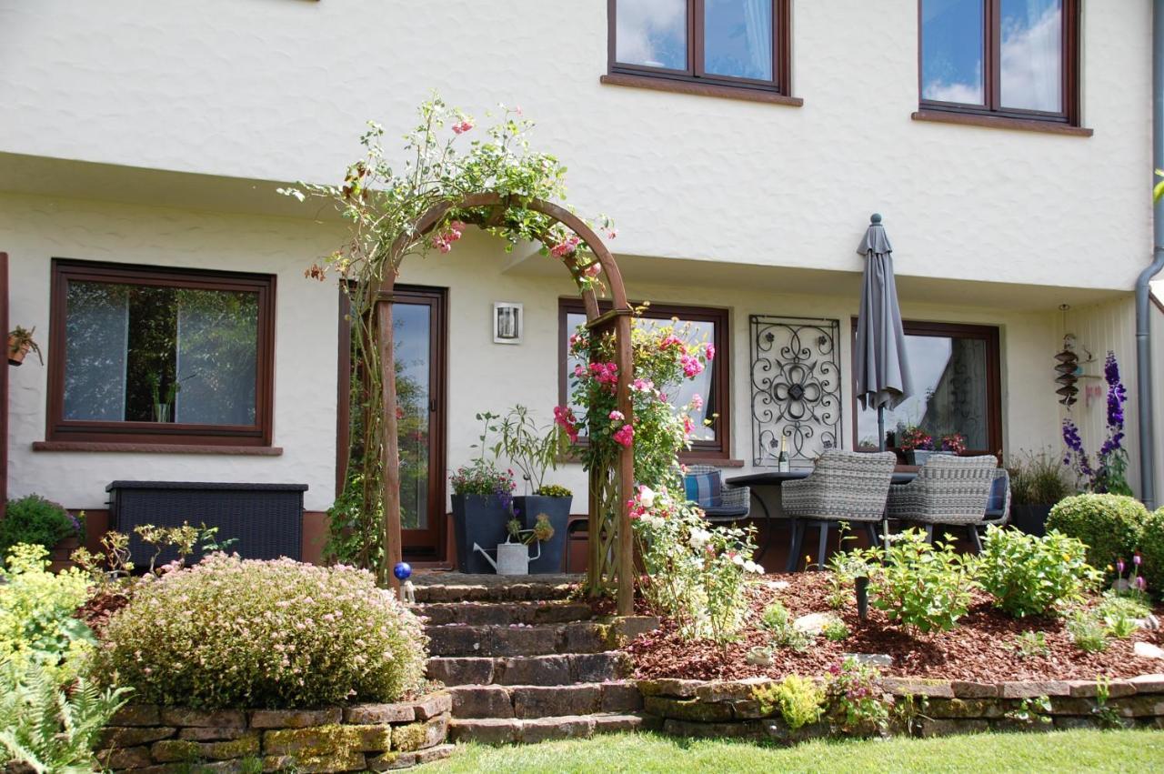 Ferienwohnung Hoffmann Osburg Bagian luar foto